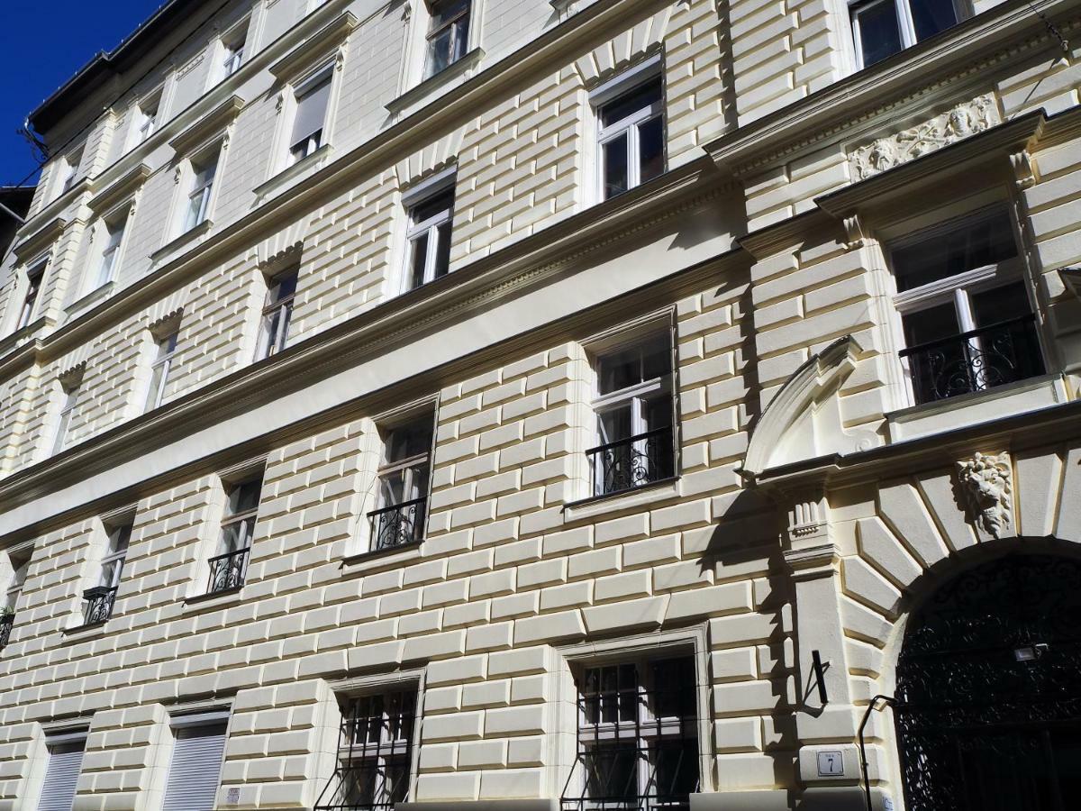 Summerstreetseven Budapest Bagian luar foto